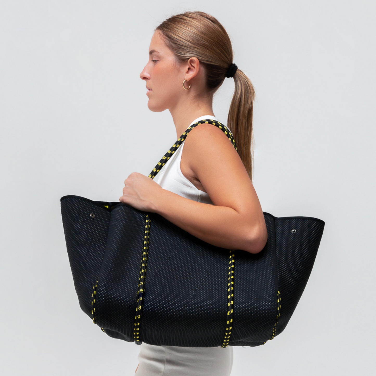 TOTE EVERYDAY PUNTOS NEGRO