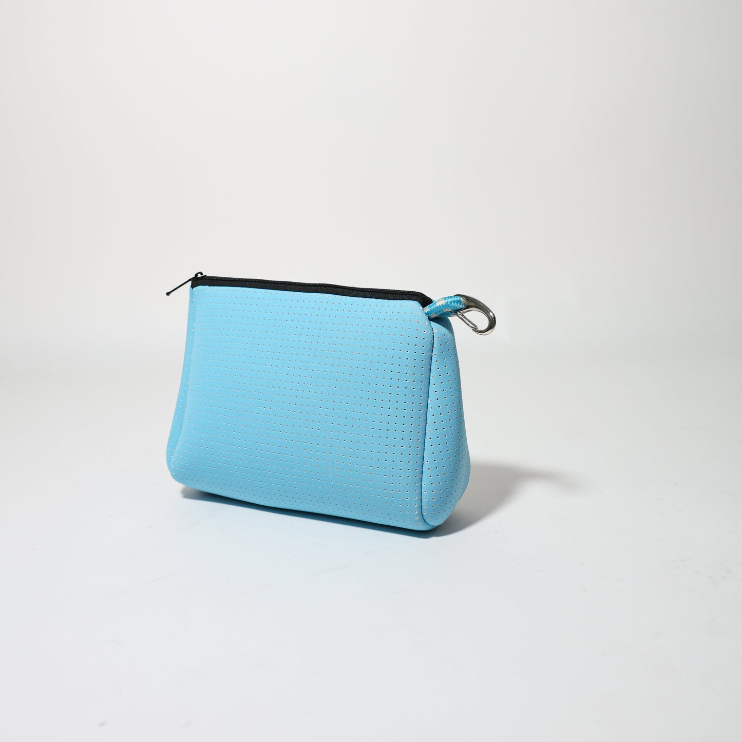 ESSENTIAL POUCH POWDER BLUE
