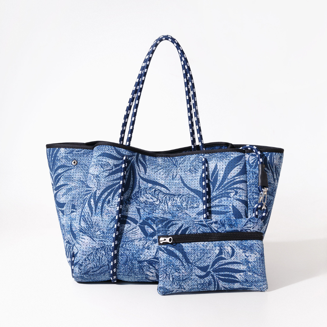 EVERYDAY TOTE JUNGLE FEVER DENIM BLUE