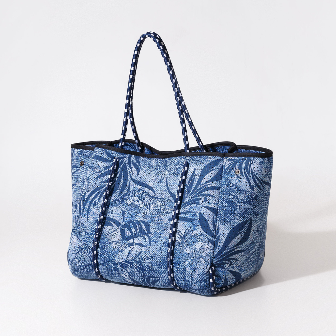 EVERYDAY TOTE JUNGLE FEVER DENIM BLUE