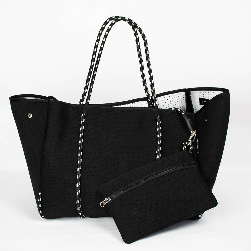 DETACHABLE POUCH BLACK