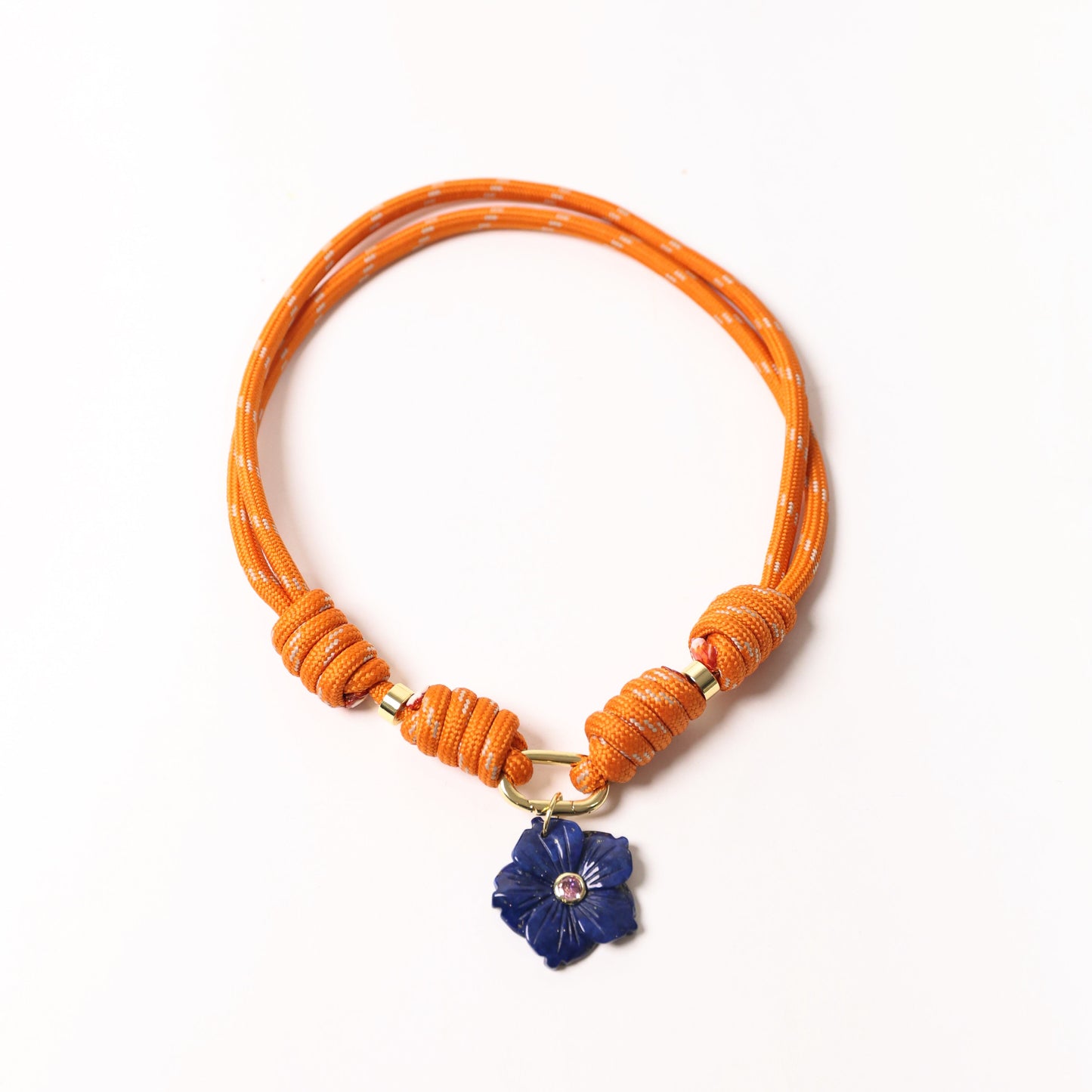 POP UPS X HANNAH B BOAT ROPE BURNT ORANGE NECKLACE WITH BLUE HIBISCUS
