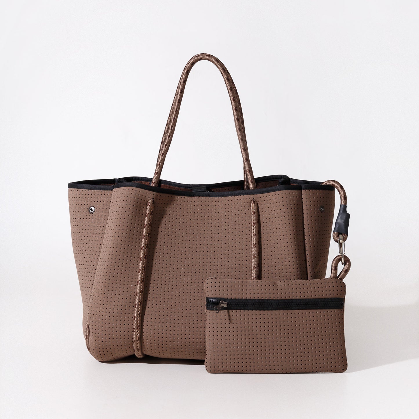 DETACHABLE POUCH MOCHA