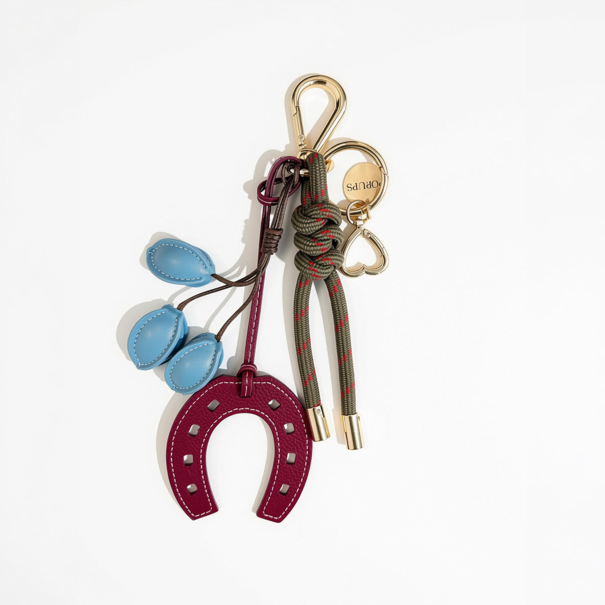 KEY CHAIN SIERRA WITH CHARMS - BURGUNDY HORSESHOE AND BLUE COFFEE BEANS