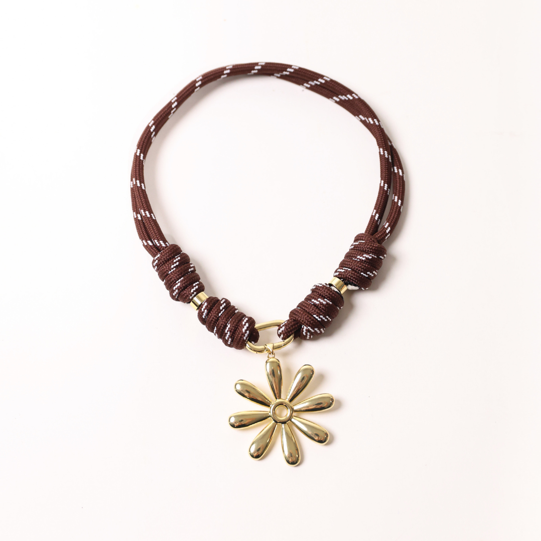 POP UPS X HANNAH B BOAT ROPE CHOCOLATE NECKLACE WITH GOLD DAISY