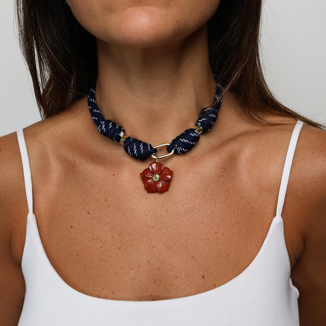 POP UPS X HANNAH B BOAT ROPE DEEP BLUE NECKLACE WITH RED HIBISCUS