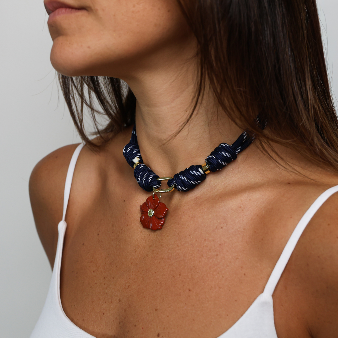 POP UPS X HANNAH B BOAT ROPE DEEP BLUE NECKLACE WITH RED HIBISCUS