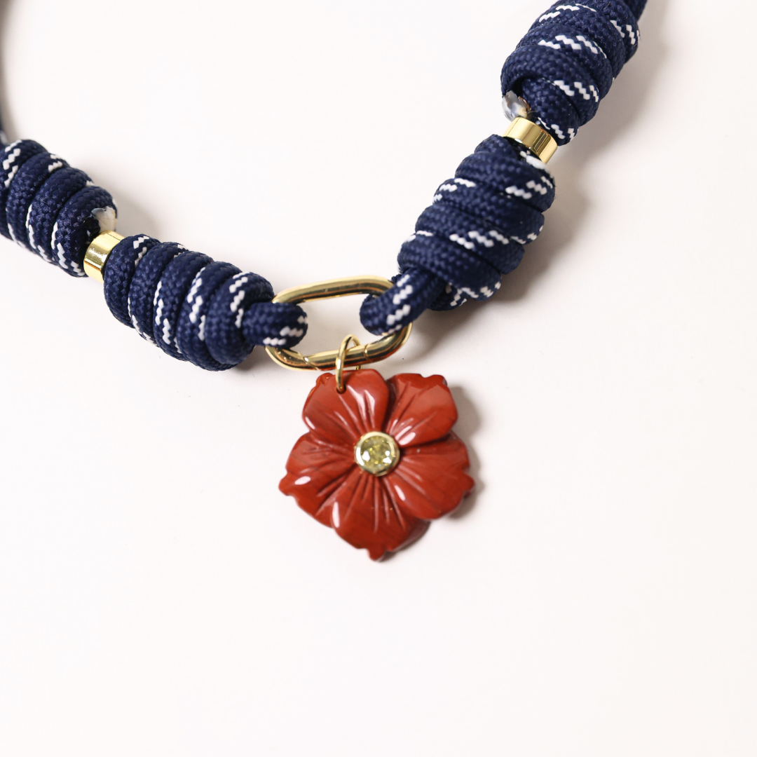 POP UPS X HANNAH B BOAT ROPE DEEP BLUE NECKLACE WITH RED HIBISCUS