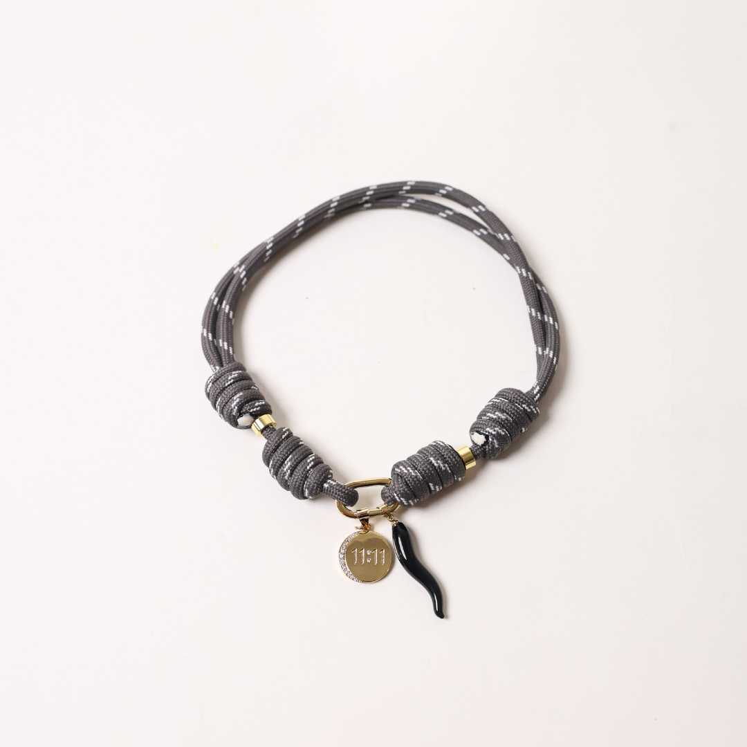 POP UPS X HANNAH B BOAT ROPE GREY NECKLACE WITH 11:11 & BLACK CHILI