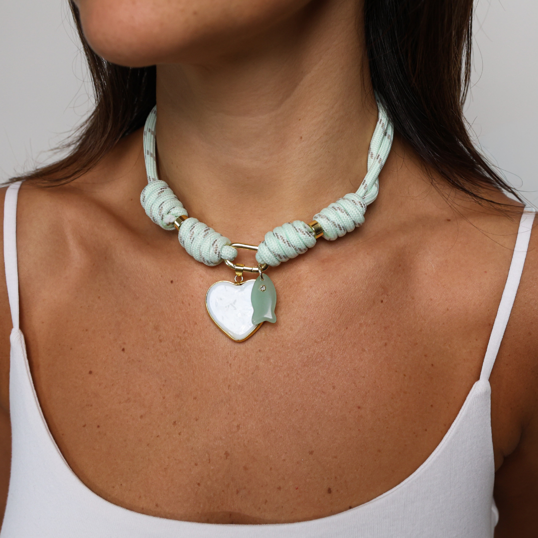 POP UPS X HANNAH B BOAT ROPE MINTY GREEN NECKLACE WITH WHITE HEART & GREEN FISH