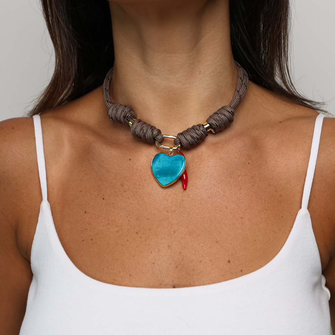 POP UPS X HANNAH B BOAT ROPE MOCHA NECKLACE WITH BLUE HEART & RED CHILI