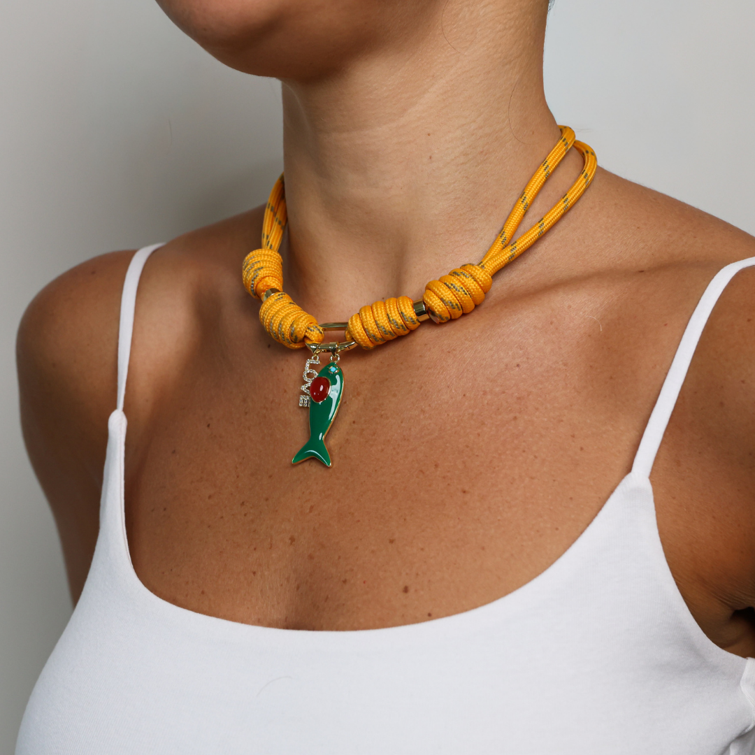 POP UPS X HANNAH B BOAT ROPE MUSTARD NECKLACE WITH GREEN ENAMEL FISH & LOVE