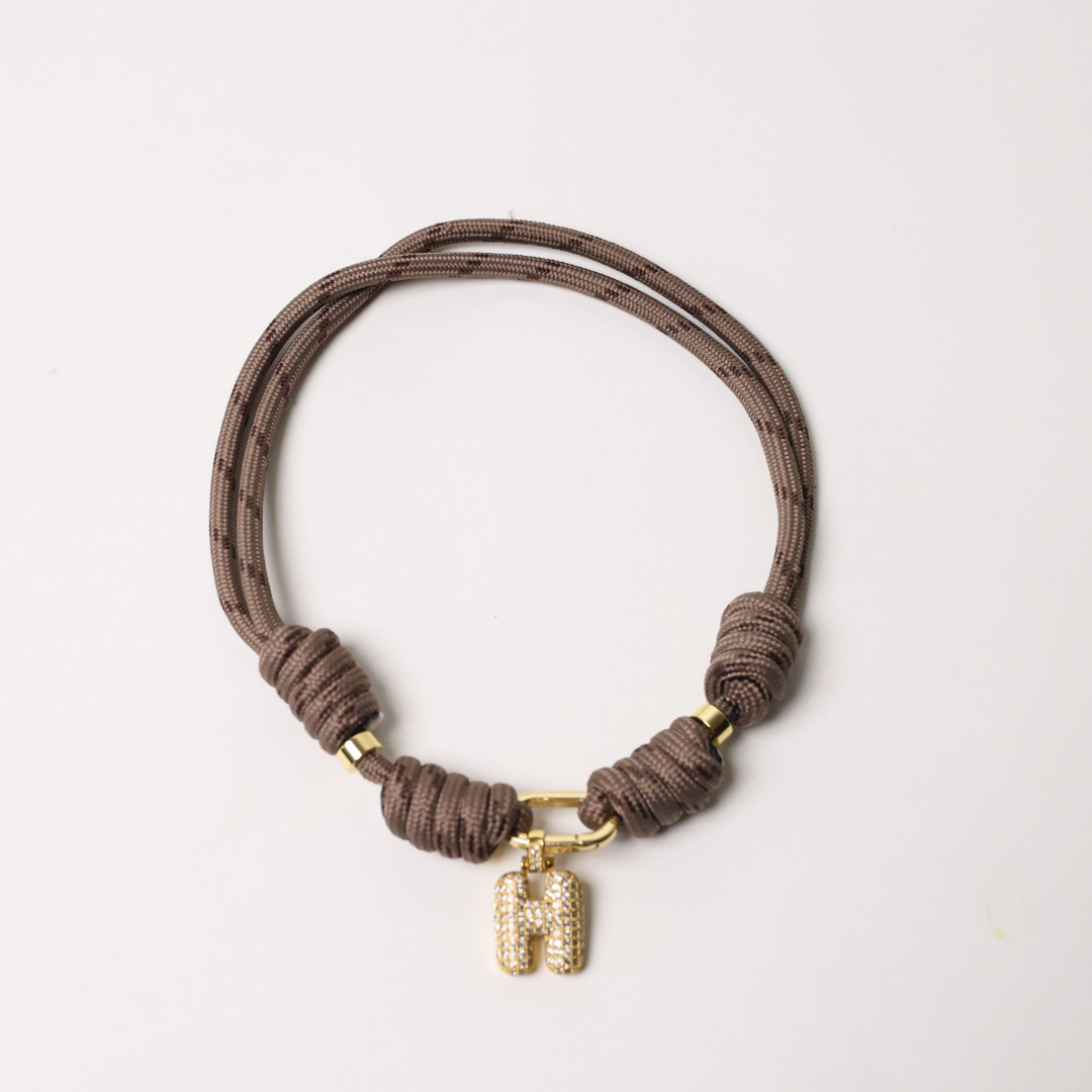 POP UPS X HANNAH B BOAT ROPE MOCHA NECKLACE WITH PAVE INITIAL