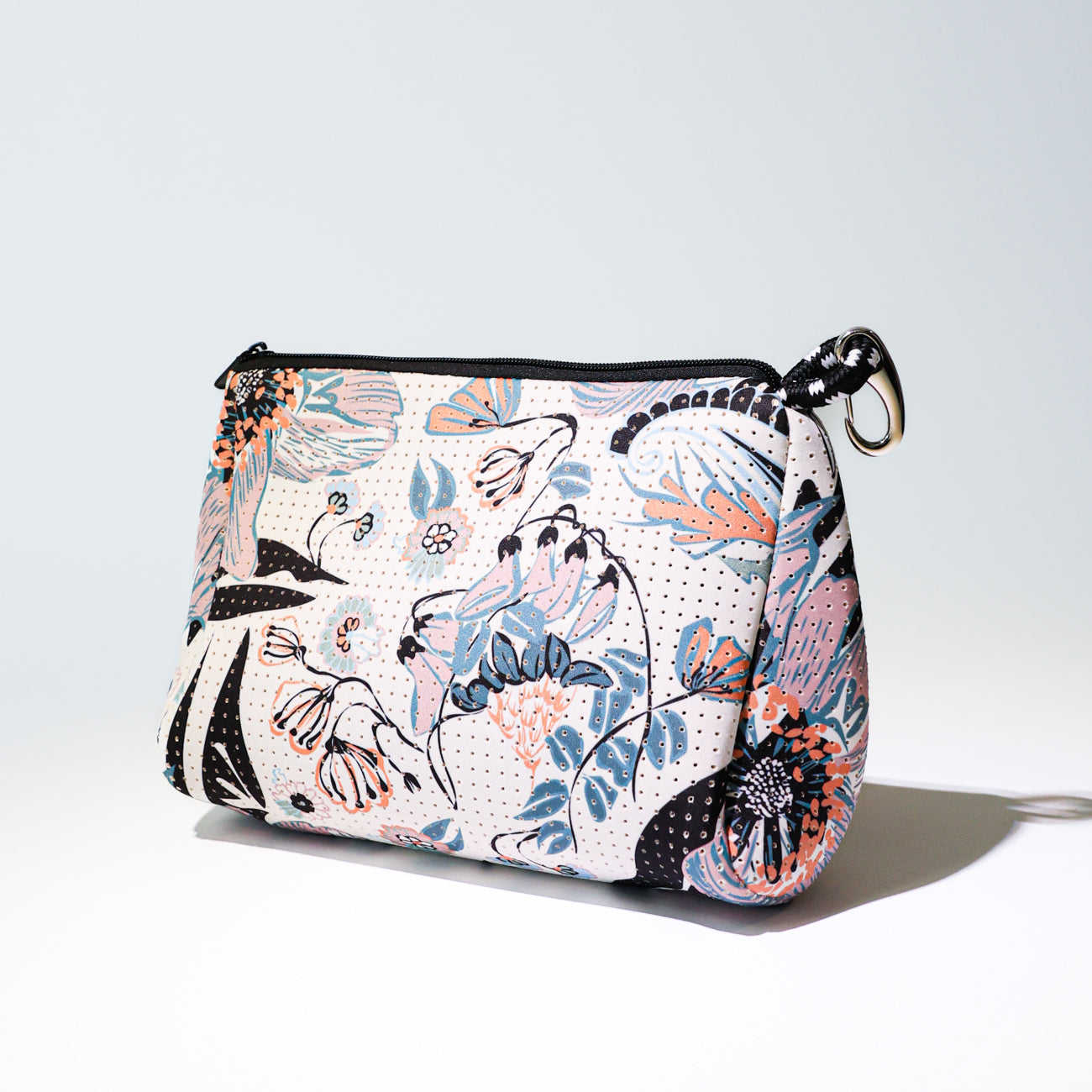 ESSENTIAL POUCH BLOSSOM WHITE