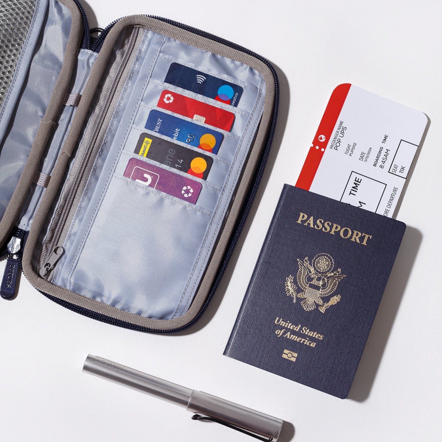 PASSPORT WALLET DEEP BLUE