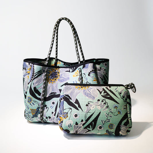 BLOSSOM MINT BASIC SET: EVERYDAY TOTE AND POUCH