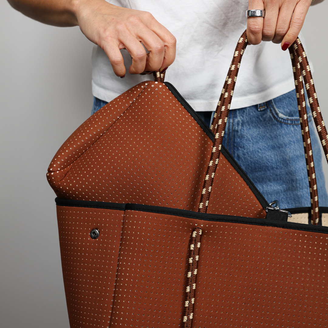 TOFFEE BASIC SET - EVERYDAY TOTE AND POUCH