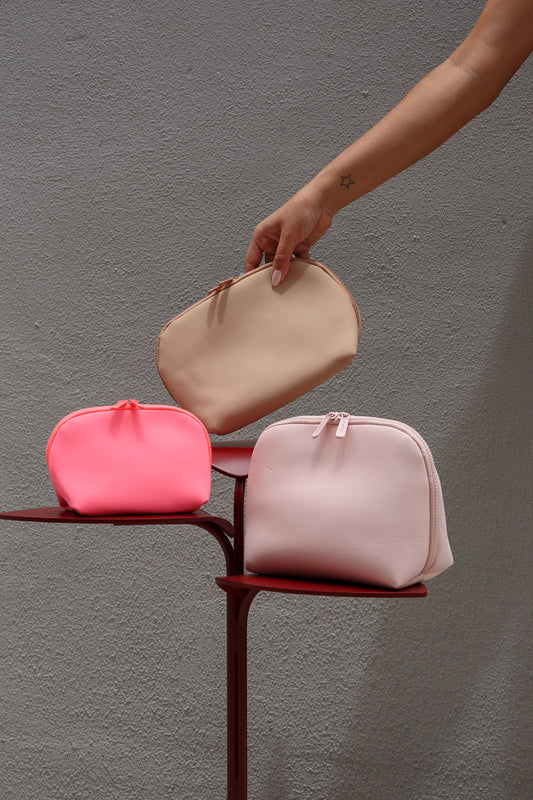 Neoprene Pouches: Both Fashionable and Functional