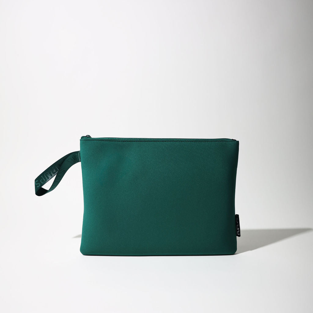 EMERALD + PALM DREAMS BEIGE SET: EVERYDAY TOTE + LAPTOP SLEEVE + PASSPORT WALLET + ESSENTIAL POUCH + KEY CHAIN