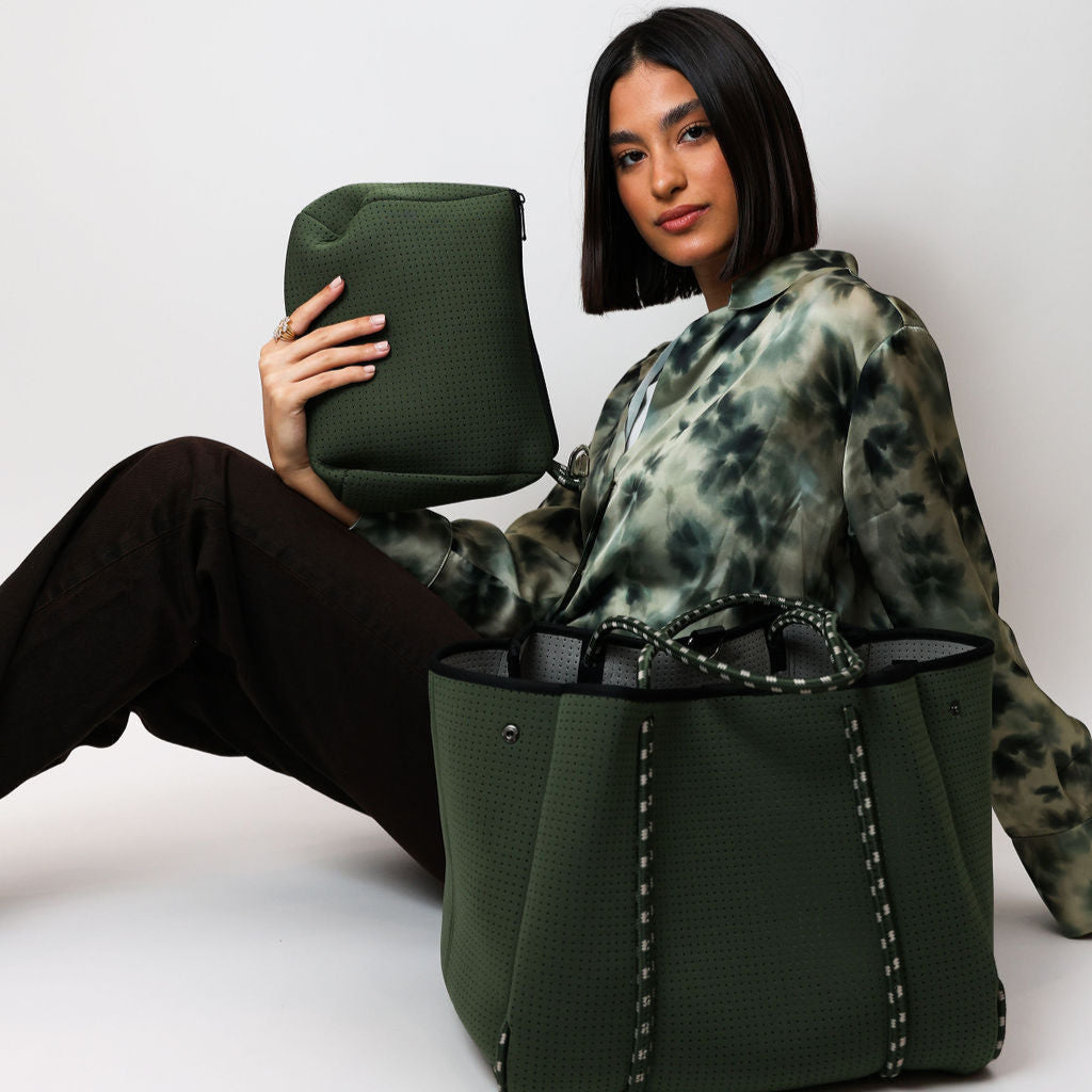 MOSS GREEN SET - EVERYDAY TOTE AND POUCH