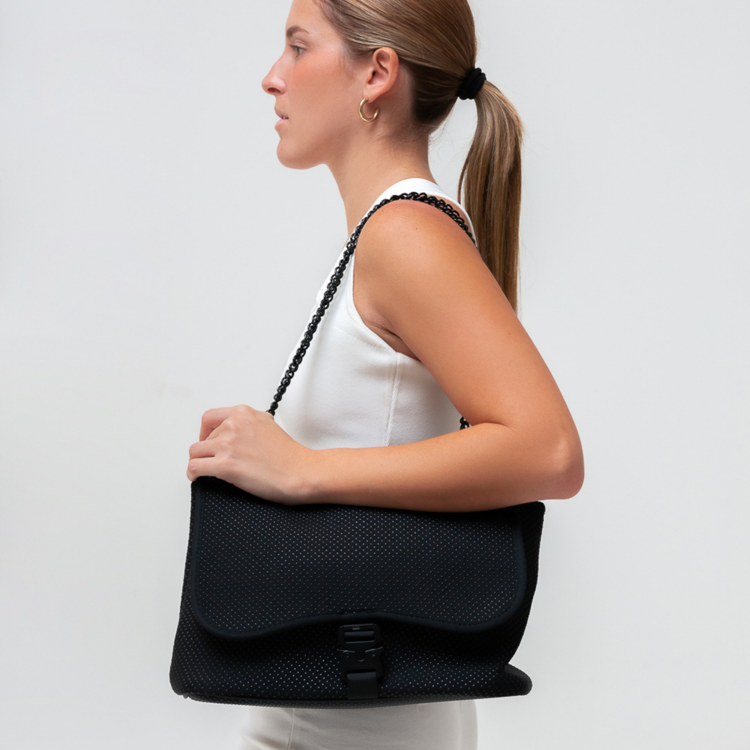 Black flap crossbody bag best sale