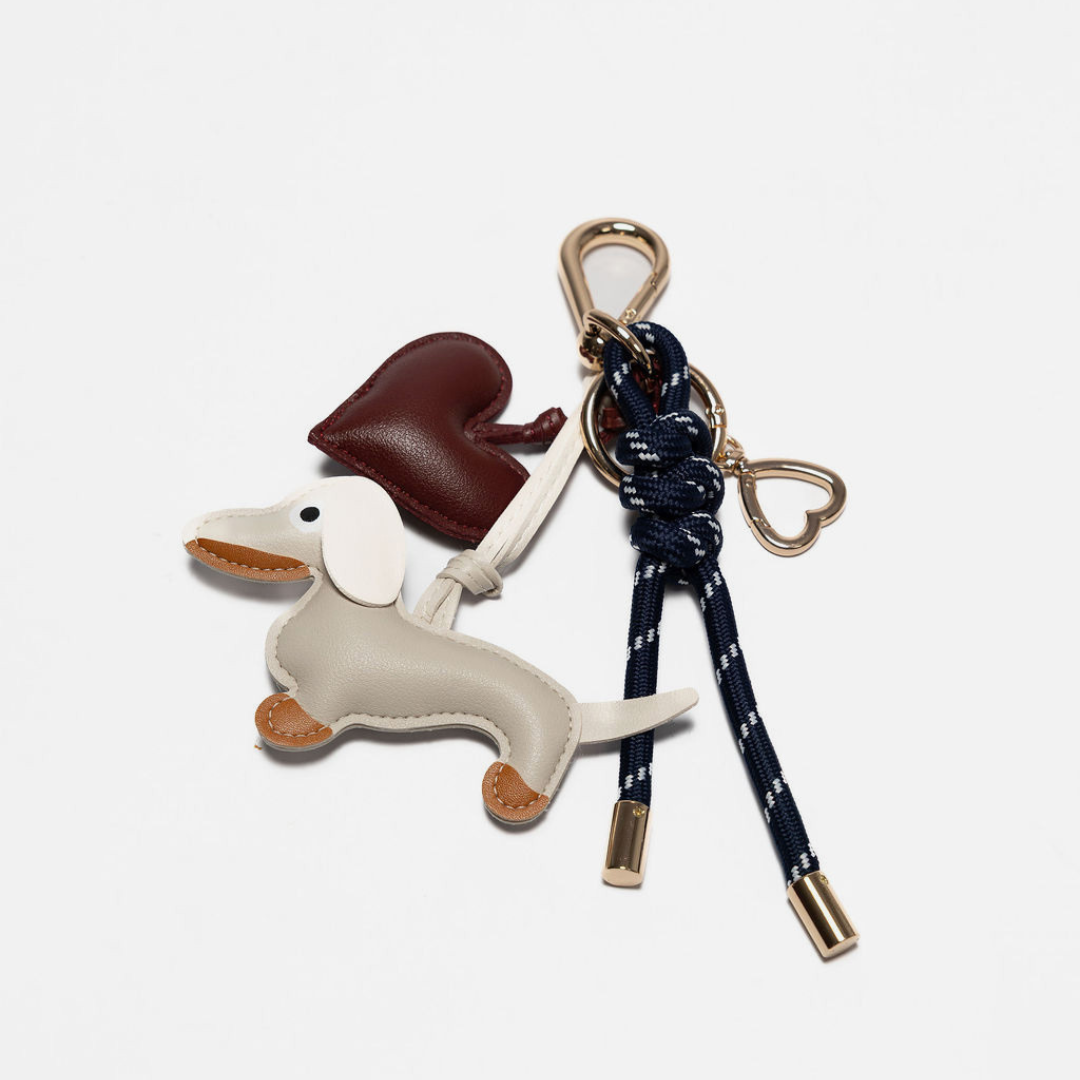 KEY CHAIN DEEP BLUE WITH CHARMS - WHITE DOG AND BURGUNDY HEART