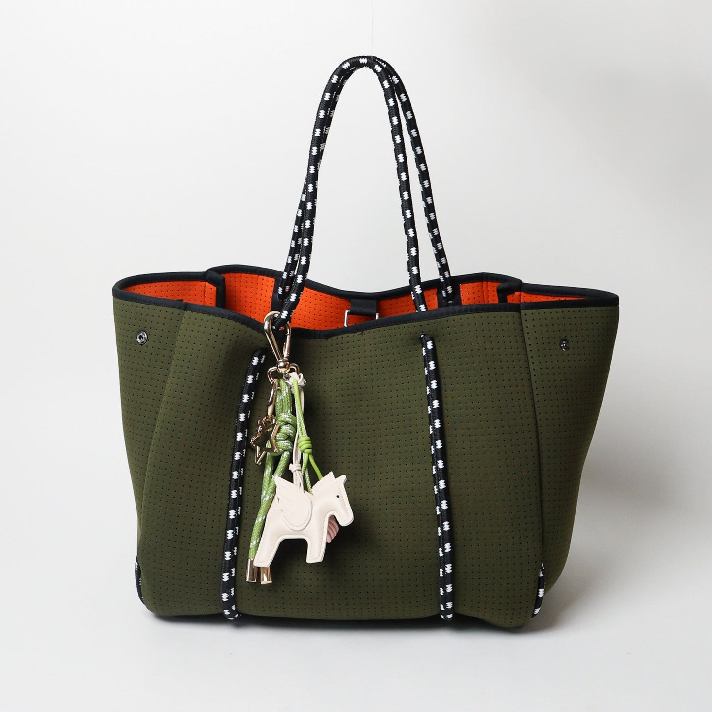 KEY CHAIN SAFARI GREEN WITH CHARMS - WHITE FLYING HORSE AND PINK CHERRIES