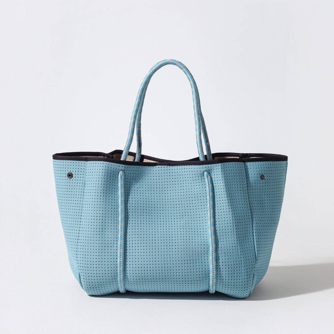 SKY BLUE SET: EVERYDAY TOTE + LAPTOP SLEEVE + ESSENTIAL POUCH + KEY CHAIN