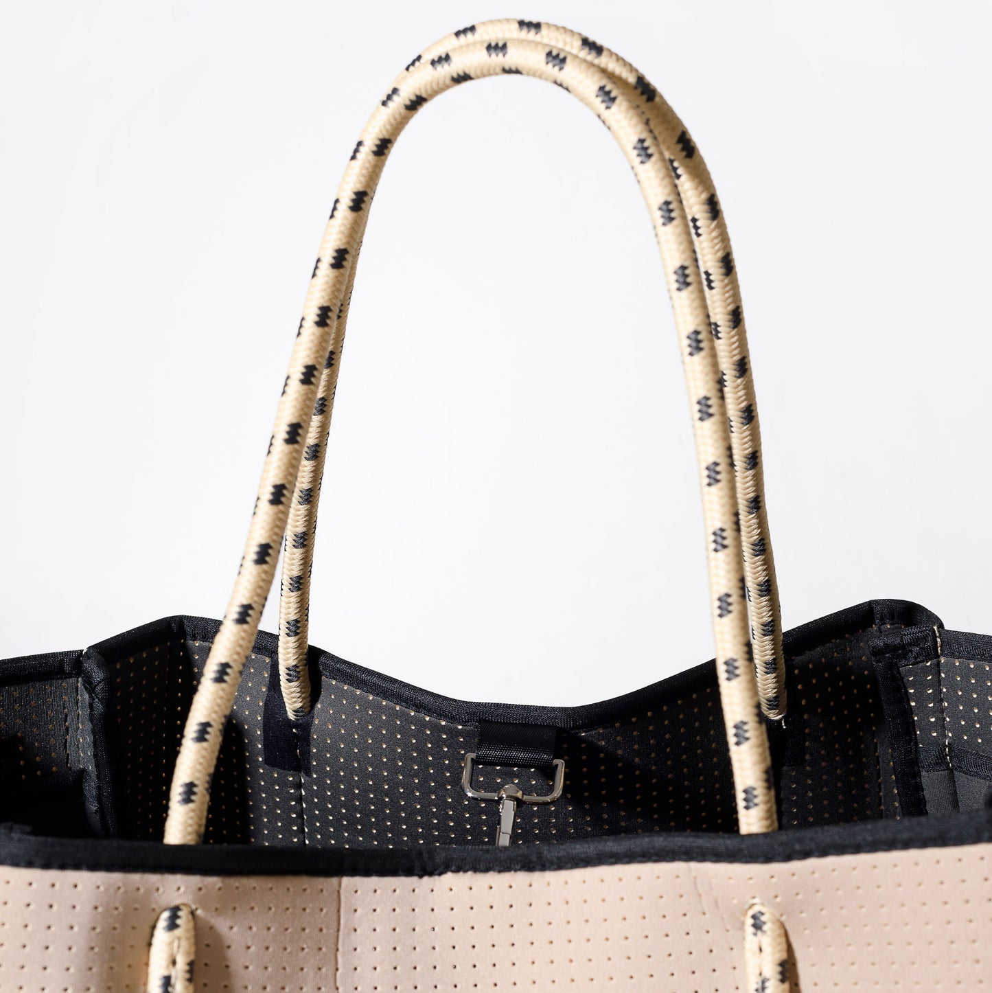 EVERYDAY TOTE LATTE