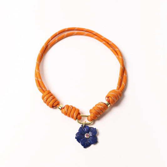 POP UPS X HANNAH B BOAT ROPE BURNT ORANGE NECKLACE WITH BLUE HIBISCUS
