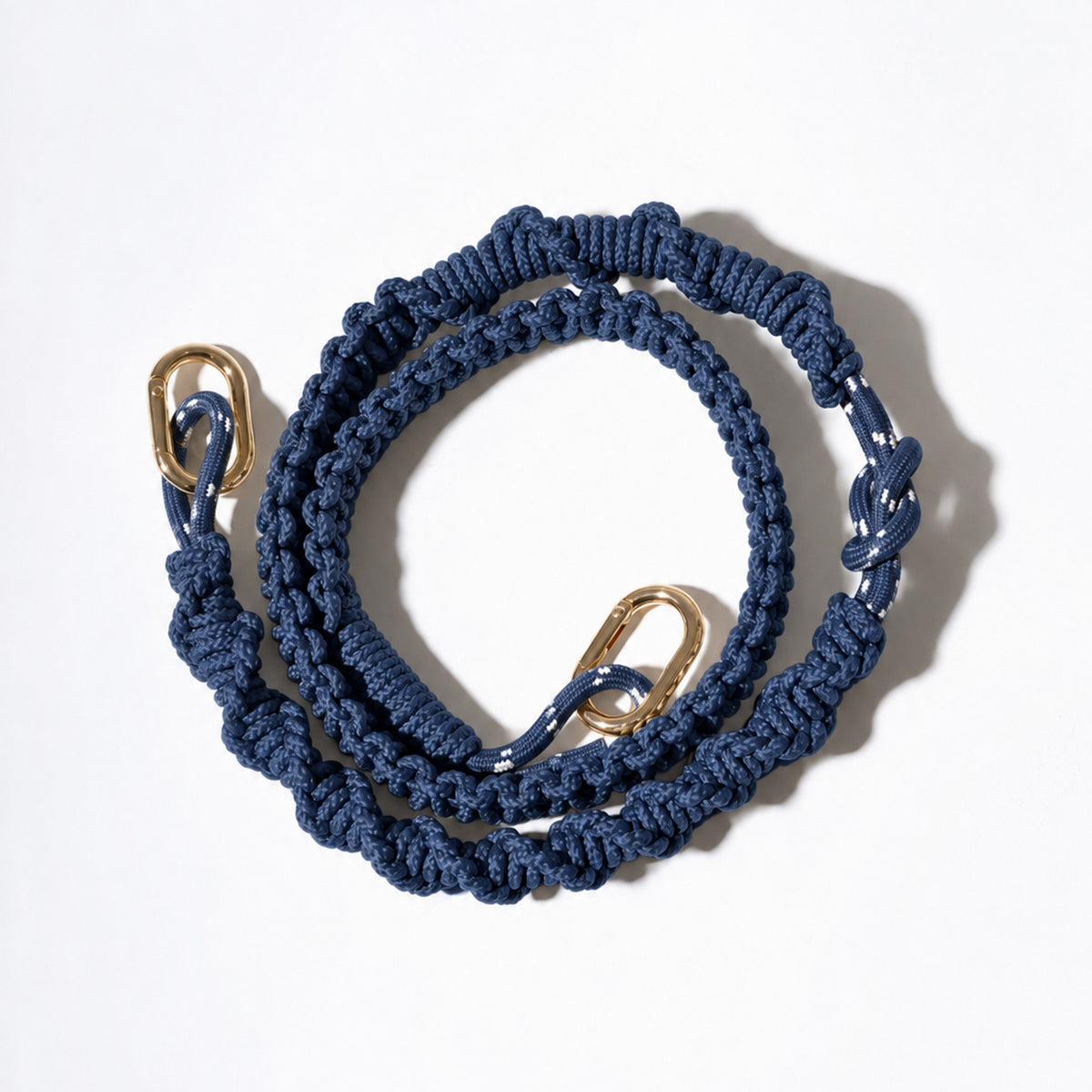 BUNDLE PUFF CLUTCH - DEEP BLUE
