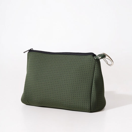 ESSENTIAL POUCH MOSS GREEN