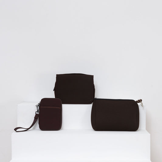 ESPRESSO ACCESORIES SET: TOILETRY BAG + ESSENTIAL POUCH + PASSPORT WALLET