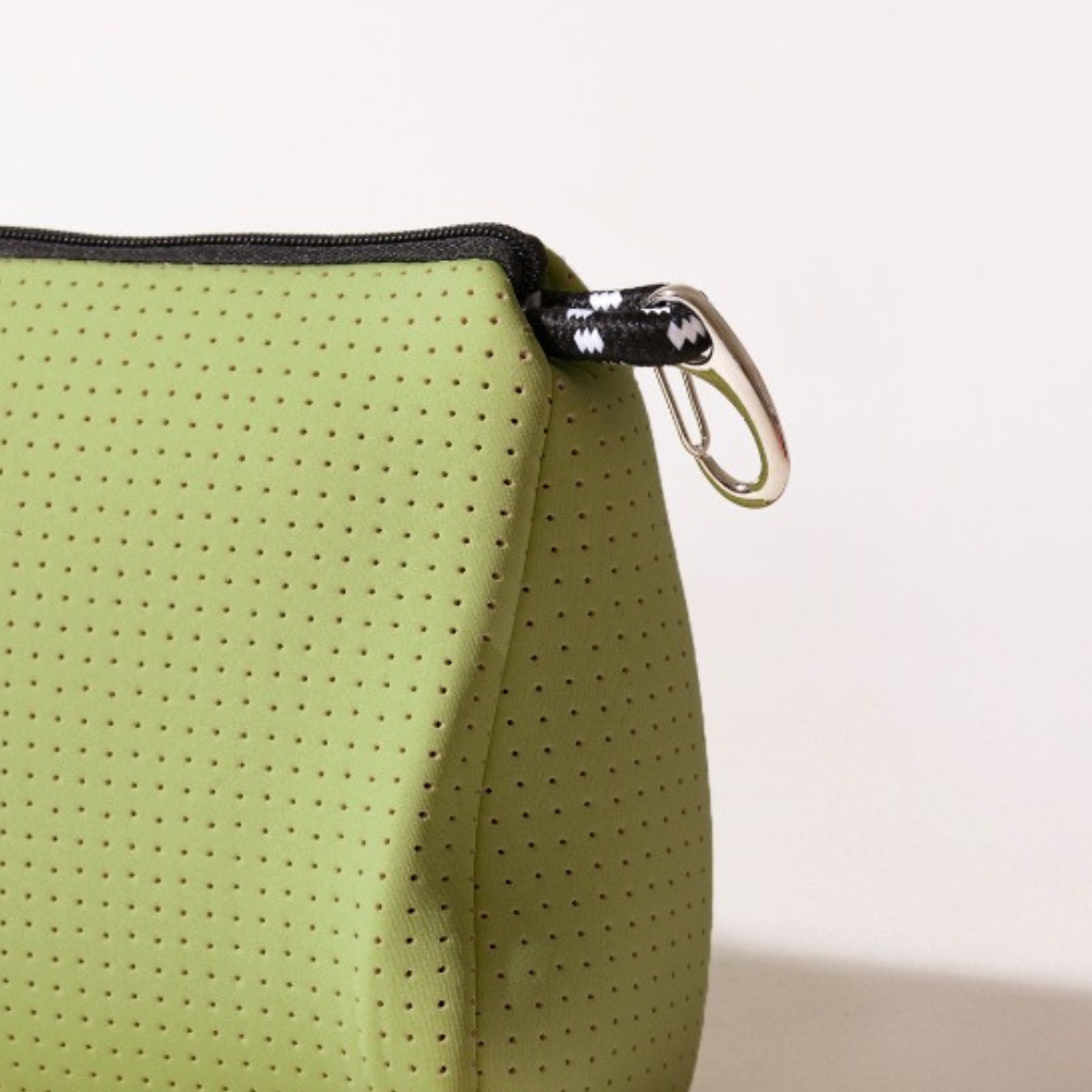 ESSENTIAL POUCH MATCHA