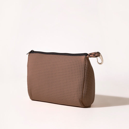 ESSENTIAL POUCH MOCHA