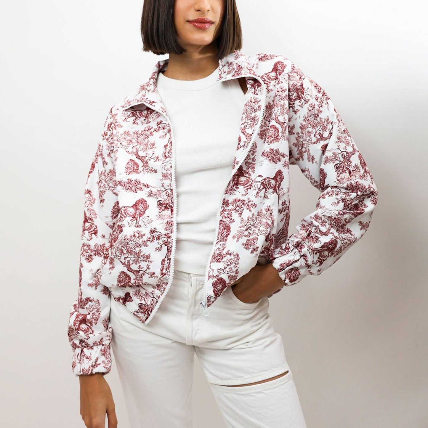 PLAYASHA X POPUPS BRAND EVERYDAY BOMBER JACKET LION TOILE