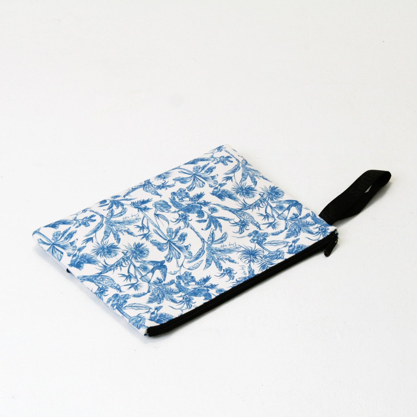 OVERSIZED WRISTLET POUCH TOILE