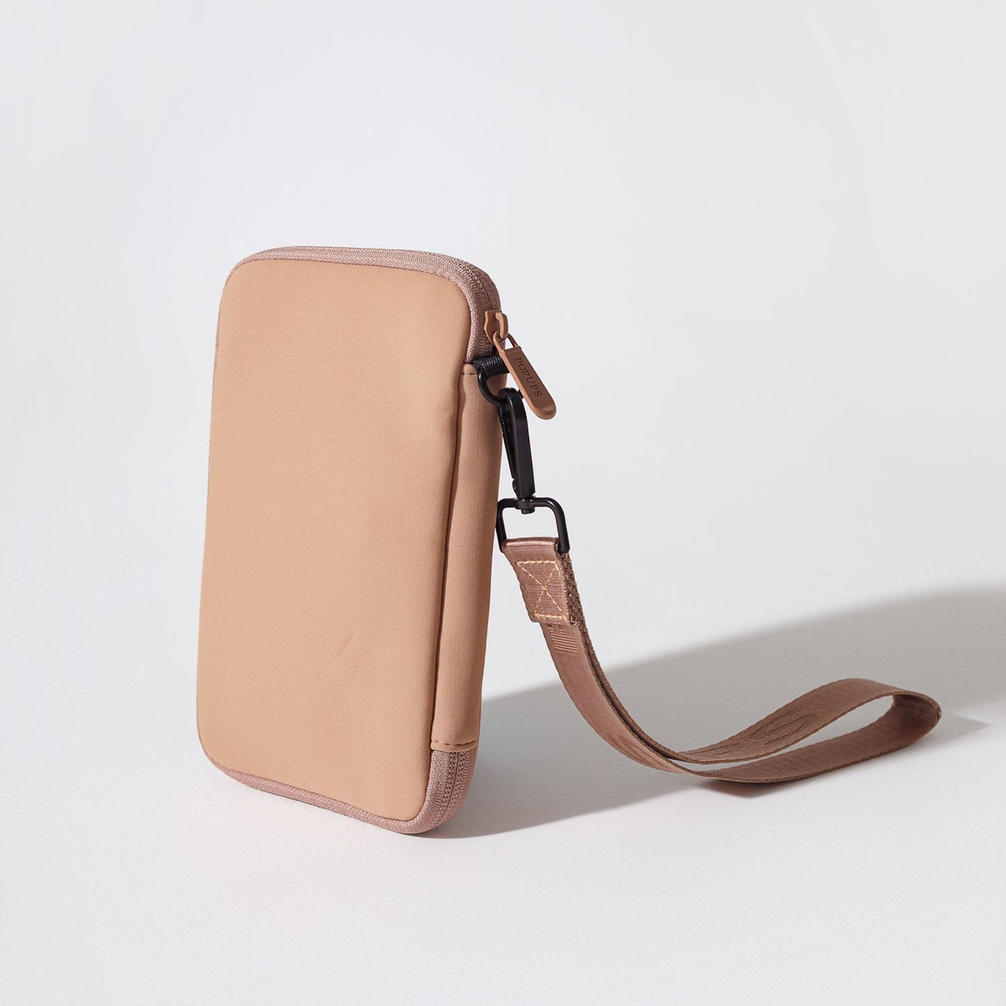 TAN EVERYTHING SET: EVERYDAY TOTE + LAPTOP SLEEVE + TOILETRY BAG + PASSPORT WALLET + ESSENTIAL POUCH + MAKEUP POUCH